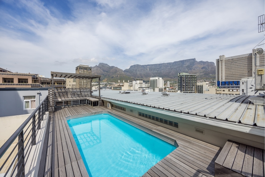 2 Bedroom Property for Sale in Cape Town City Centre Western Cape